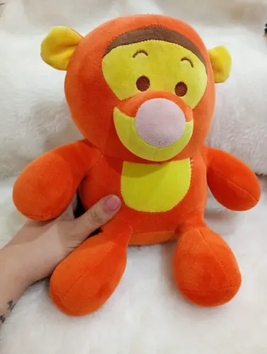 Pelúcia do Tigrão ursinho pooh.