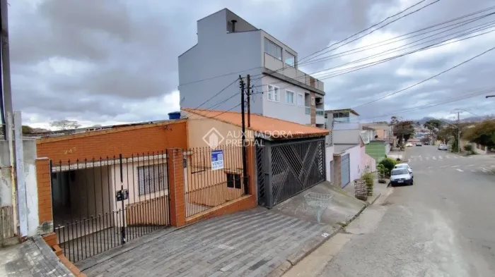 Casa à venda em Vila Alzira | Santo André