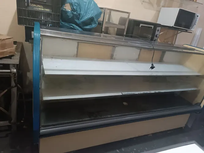 Balcão expositor refrigerado 