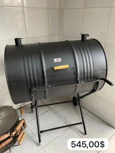 Churrasqueira tambor 200L