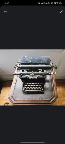 Máquina de datilografia 