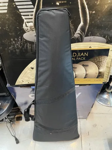 Bag para guitarra modelo gota serve para muitos modelos