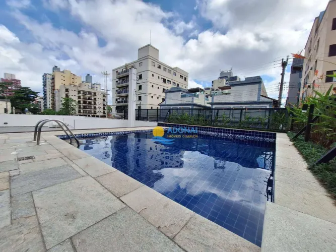 Cobertura próximo à praia com varanda gourmet Tombo Guarujá
