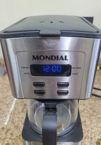 Cafeteira digital mondial