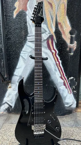 Guitarra Ibanez Jem J. Steve Vai