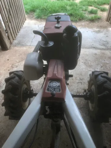 Micro trator yanmar TC 11