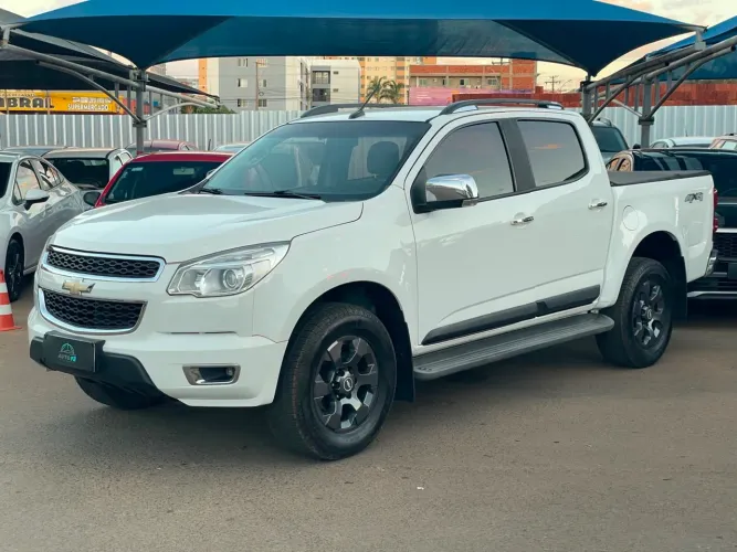 Chevrolet S10 Pick-up LTZ 2.5 Flex 4X4 CD 2015