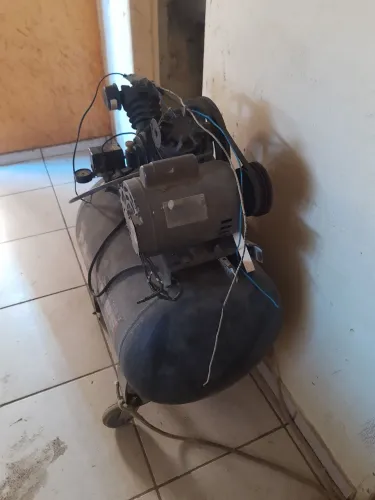 Compressor de ar para funilaria e pintura