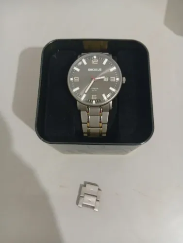 Relógio séculos Titanium slim
