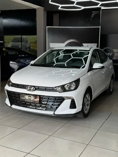Hyundai HB20S Comfort Plus 1.0 Flex 12V Mec. 2025