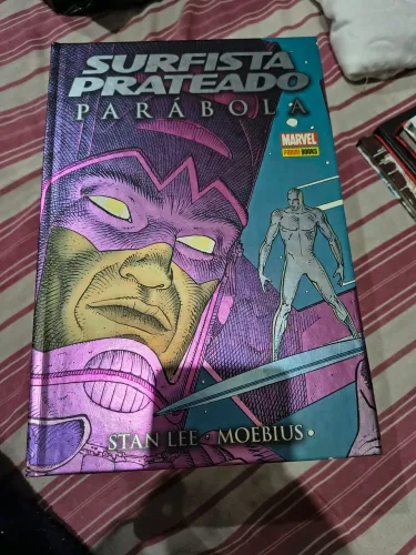 Hq surfista prateado parábola