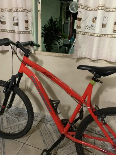 Bicicleta Btwin Rockrider ST 50
