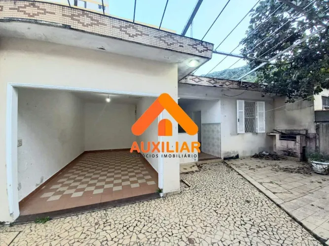 Casa Térrea, 2 dormitórios, Edícula, 4 vagas, Marapé, Santos