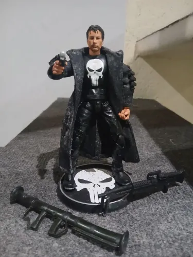 Justiceiro Punisher Thomas Jane Marvel Legends (filme 2004)