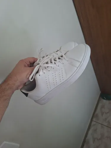 Tênis Adidas