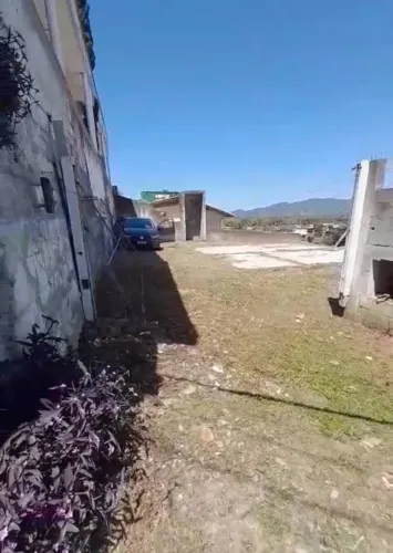 Terreno escriturado, pronto pra financiar.