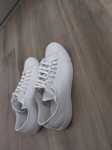 Tênis converse 