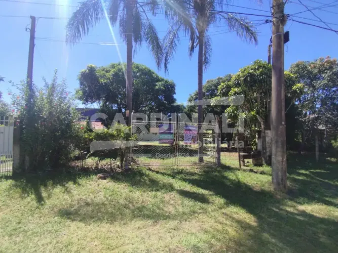 Terreno Plano e bem localizado Bairro Lagoa Dourada - Broa.