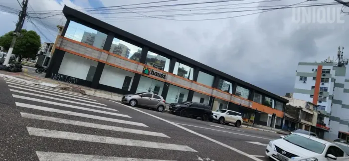 Imobiliária Unique Vende: Prédio Comercial na Travessa 14 de Março
