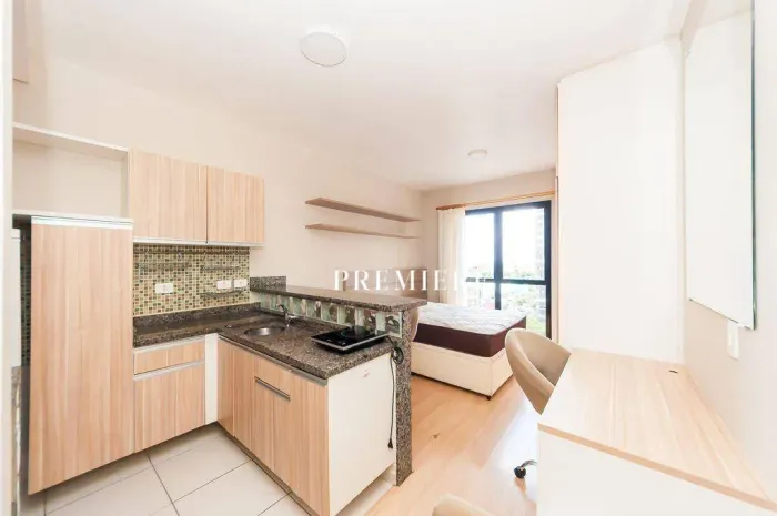Studio com 1 dormitório para alugar, 27 m² - Champagnat - Experimente o Atendimento Boutiq