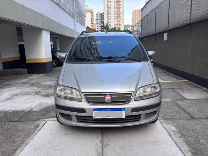 Fiat Idea ELX 1.4 MPI Fire Flex 8V 5P 2010