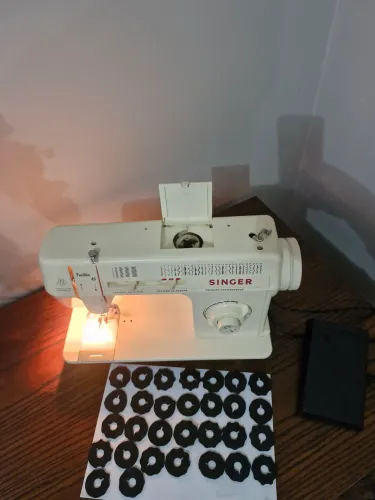 Máquina de costura singer facilita 3143
