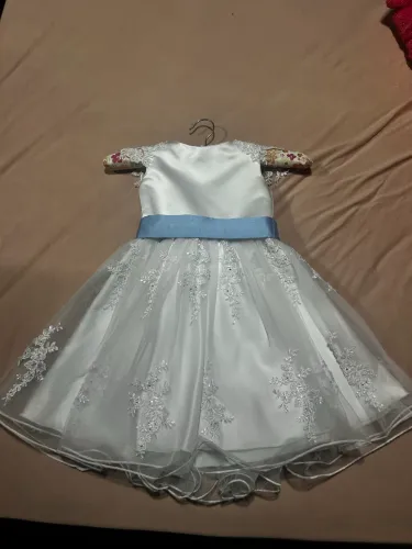 Vendo vestido de daminha 