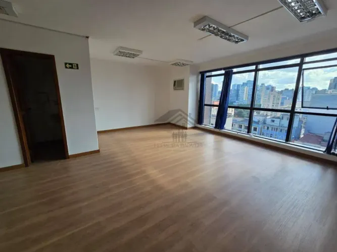 Sala para alugar, 50 m² por R$ 1.500,00/mês - Centro - Curitiba/PR