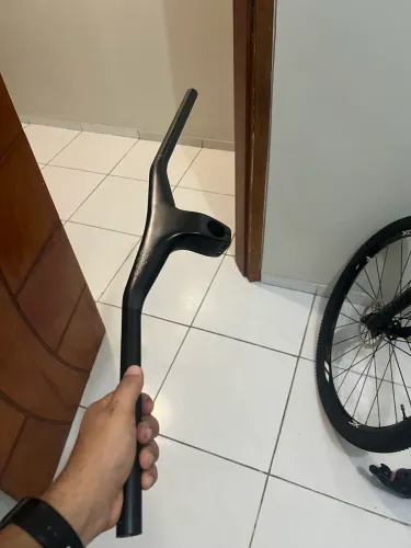 Guidão integrado Quest Carbono