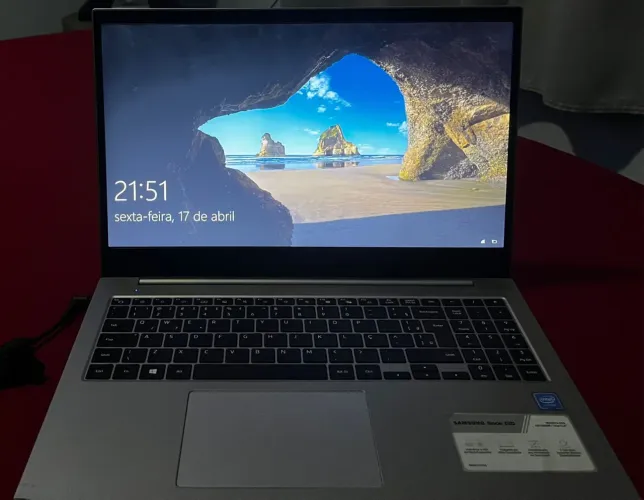 Notebook Samsung book E20