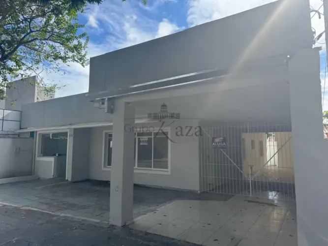 Oportunidade - Ponto Comercial - Vila Ema - 170m².