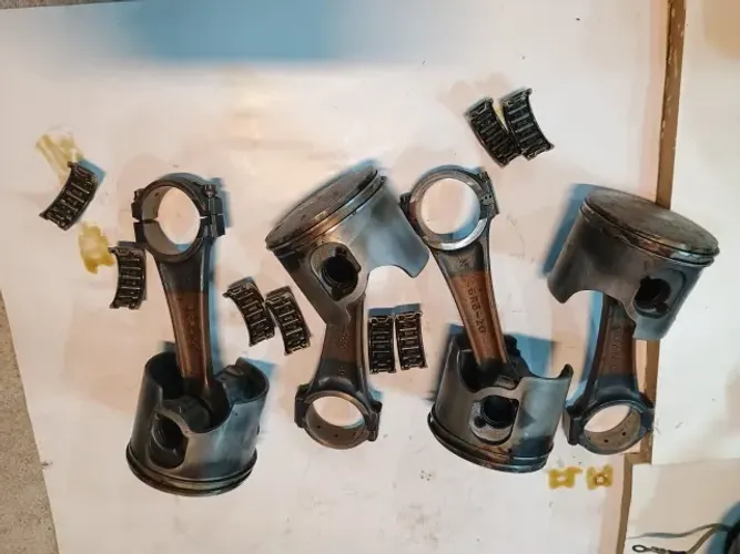 Pistões e Bielas Motor de Popa Yamaha 200 hp 2tempos Hpdi