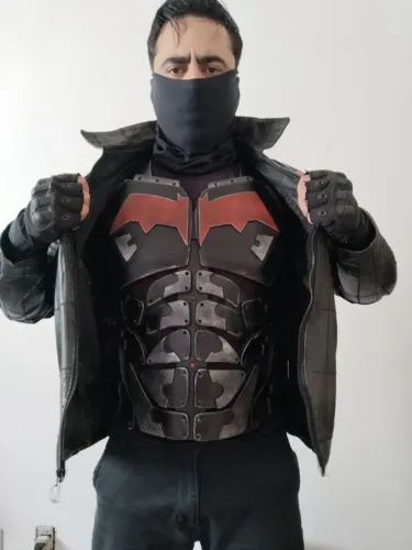 Colete fantasia capuz vermelho batman cosplay