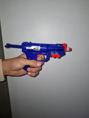 Kit Nerf com 3 dardos