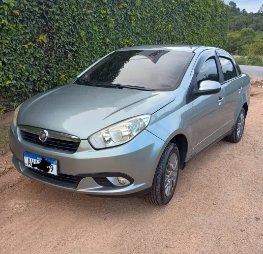 Fiat Grand Siena Attrac. 1.4 EVO F.flex 8V 2013