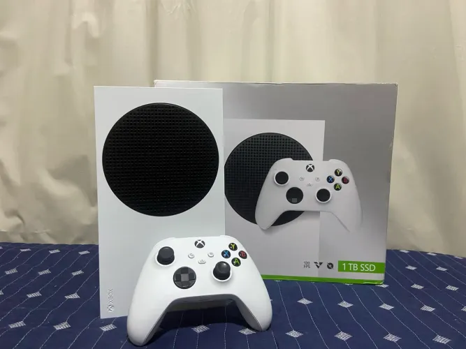 Xbox Séries S de 1 Terá de Memória, Controle Original, Caixa e o Console