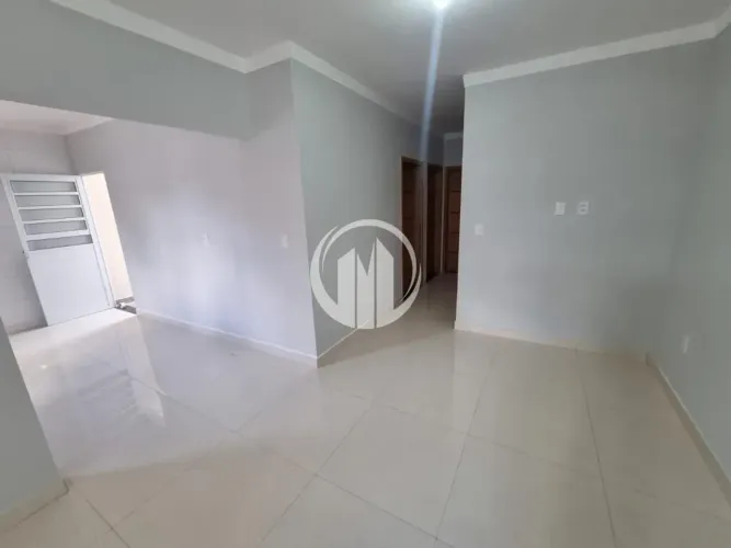 Casa a venda com 3 dormitórios sendo 1 suite - Residencial Santa Giovana - Jundi
