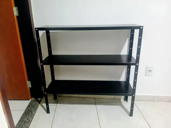 Prateleira de Ferro.