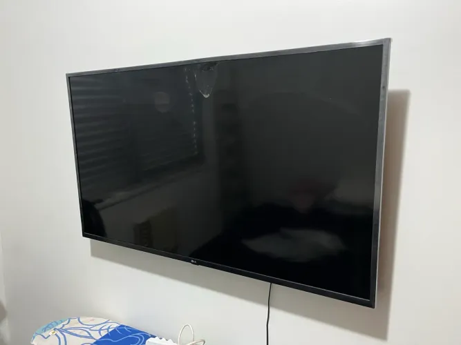 Vendo TV LG 50?