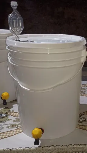 Fermentador de 20L completo com torneira e airlock