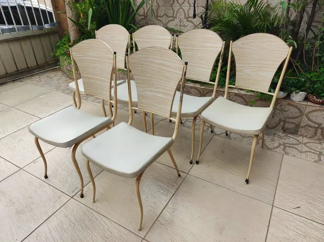 Conjunto de 6 cadeiras vintage com assento estofado