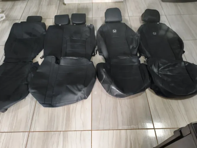 Capas de couro para bancos do  HRV