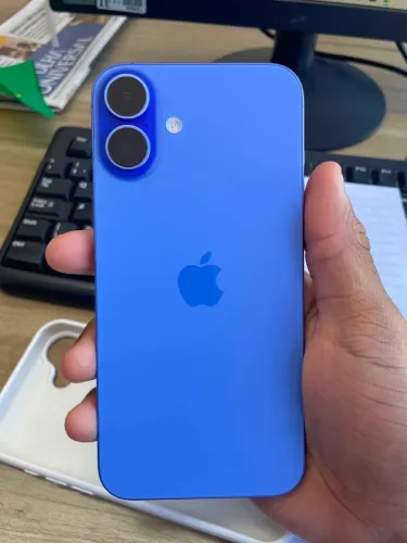 iPhone 16 Plus