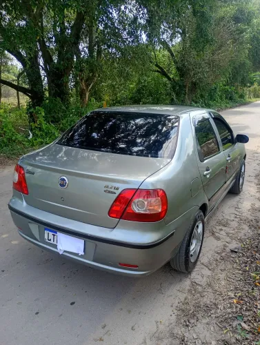 Fiat Siena HLX 1.8 MPI Flex 8V 4P 2006