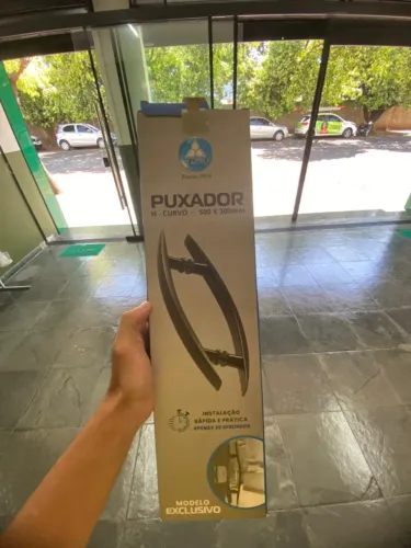 puxador curvado 50x30