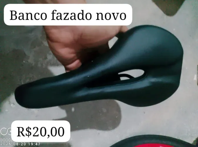 Peças para bicicleta, novas e usadas.