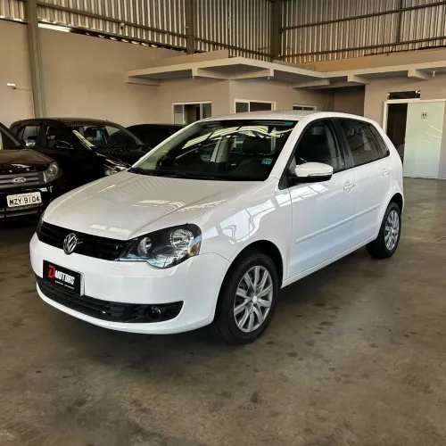 Volkswagen Polo 1.6 MI Flex 8V 4P 2013