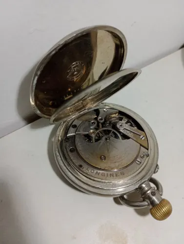 Relógio de bolso raro antigo longines a corda para colecionadores.