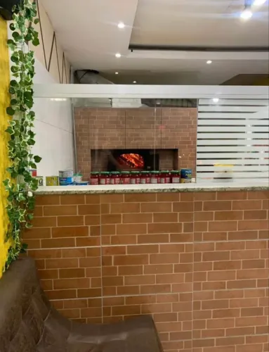 Pizzaria Completa - Á Venda 