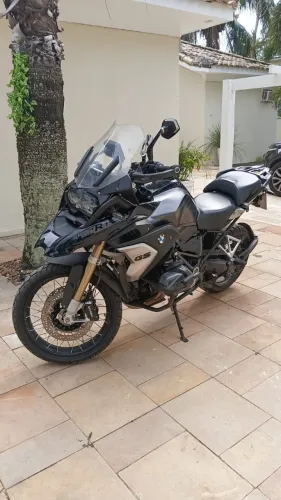 Bmw 1250 Gs Pemium Tiple Black aceito uma entrada e parcelo o restante. 